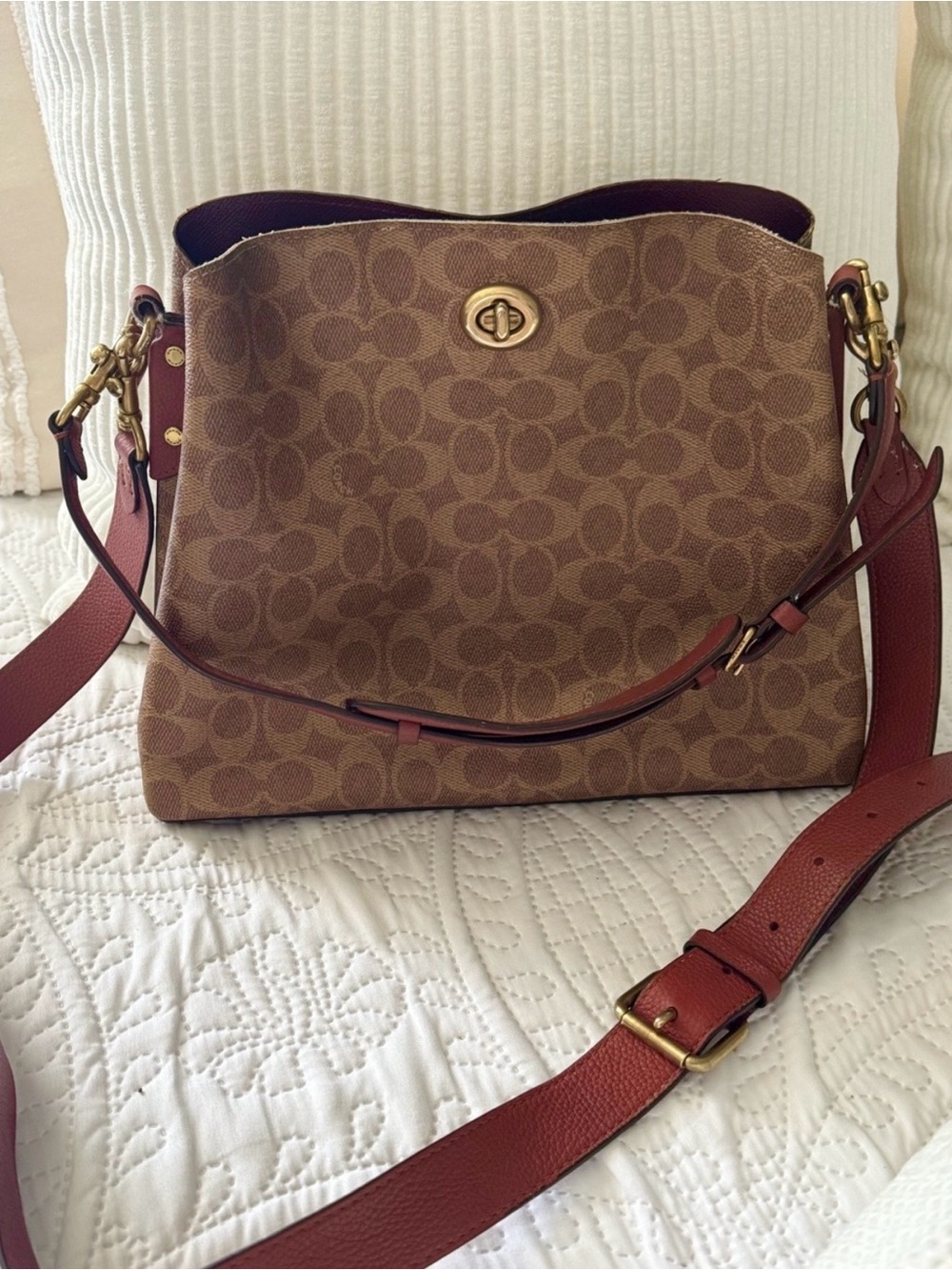 Coach Signature Canvas
Shoulder Bag and Zip Wallet in Brown/Saddle - Picture 2 of 10